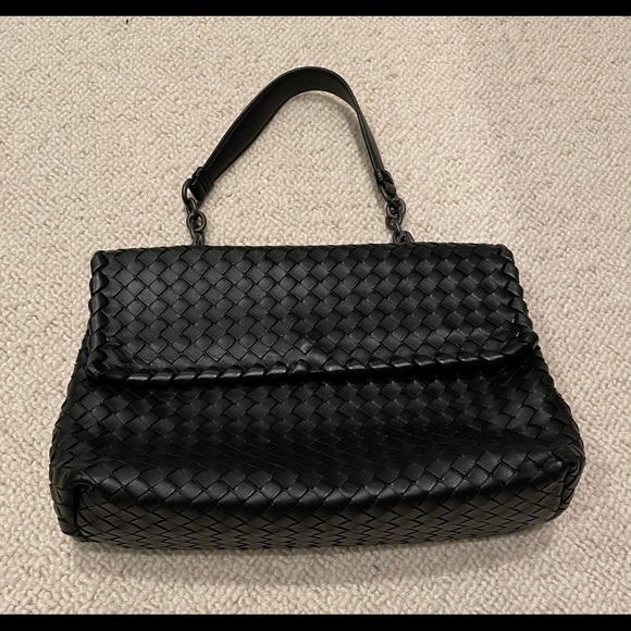 Authentic Bottega Veneta Nappa Intrecciato Large Bag - Picture 4 of 13